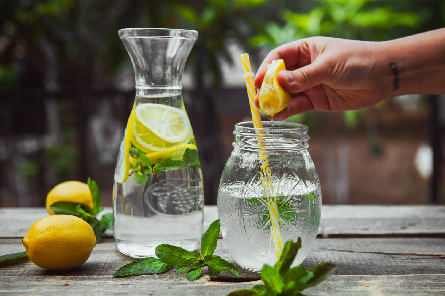 lichide sanatoase pentru hidratarea corpului lichide sanatoase pentru hidratarea corpului
